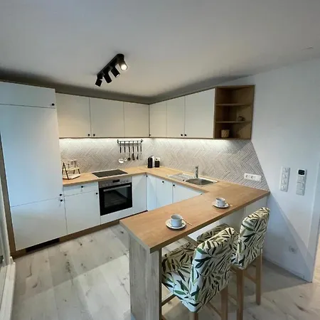 Xiapartment *